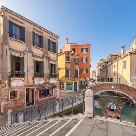 B And B Casanova Ai Tolentini Venice Luaran gambar