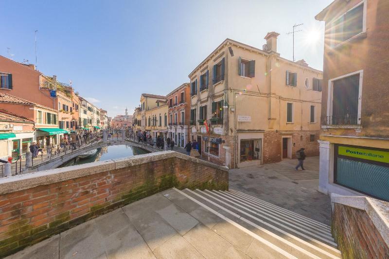 B And B Casanova Ai Tolentini Venice Luaran gambar